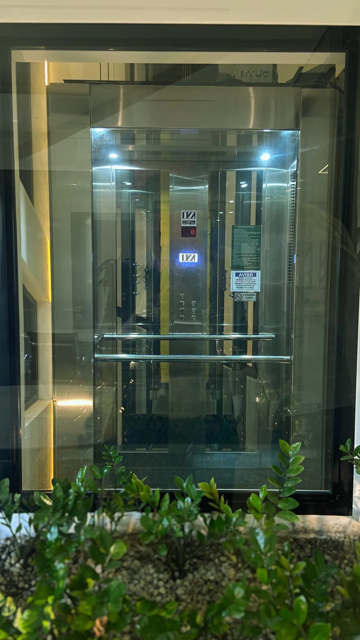 Elevador IZ Elevadores em destaque